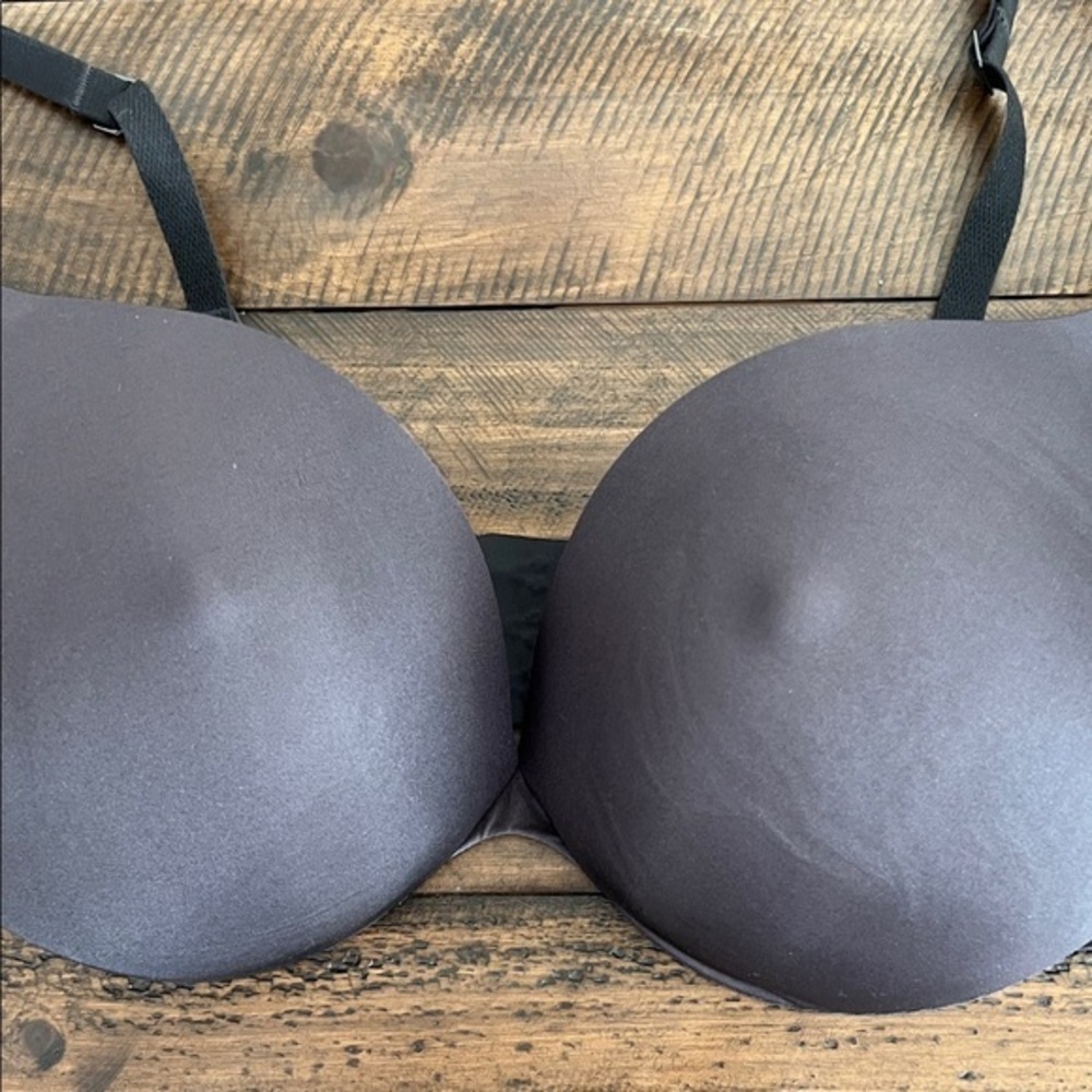 SKIMS Nipple Push Up Bra